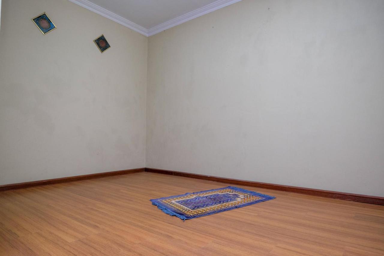 Urbanview Hotel Syariah Wisnugraha By Reddoorz يوغياكارتا المظهر الخارجي الصورة