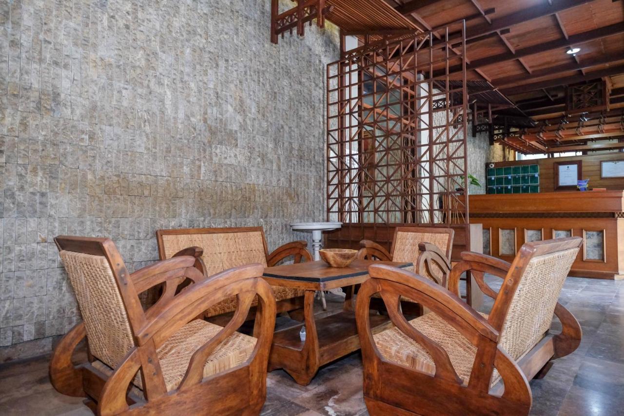 Urbanview Hotel Syariah Wisnugraha By Reddoorz يوغياكارتا المظهر الخارجي الصورة