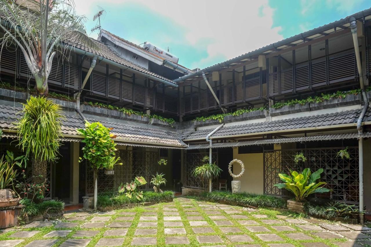 Urbanview Hotel Syariah Wisnugraha By Reddoorz يوغياكارتا المظهر الخارجي الصورة